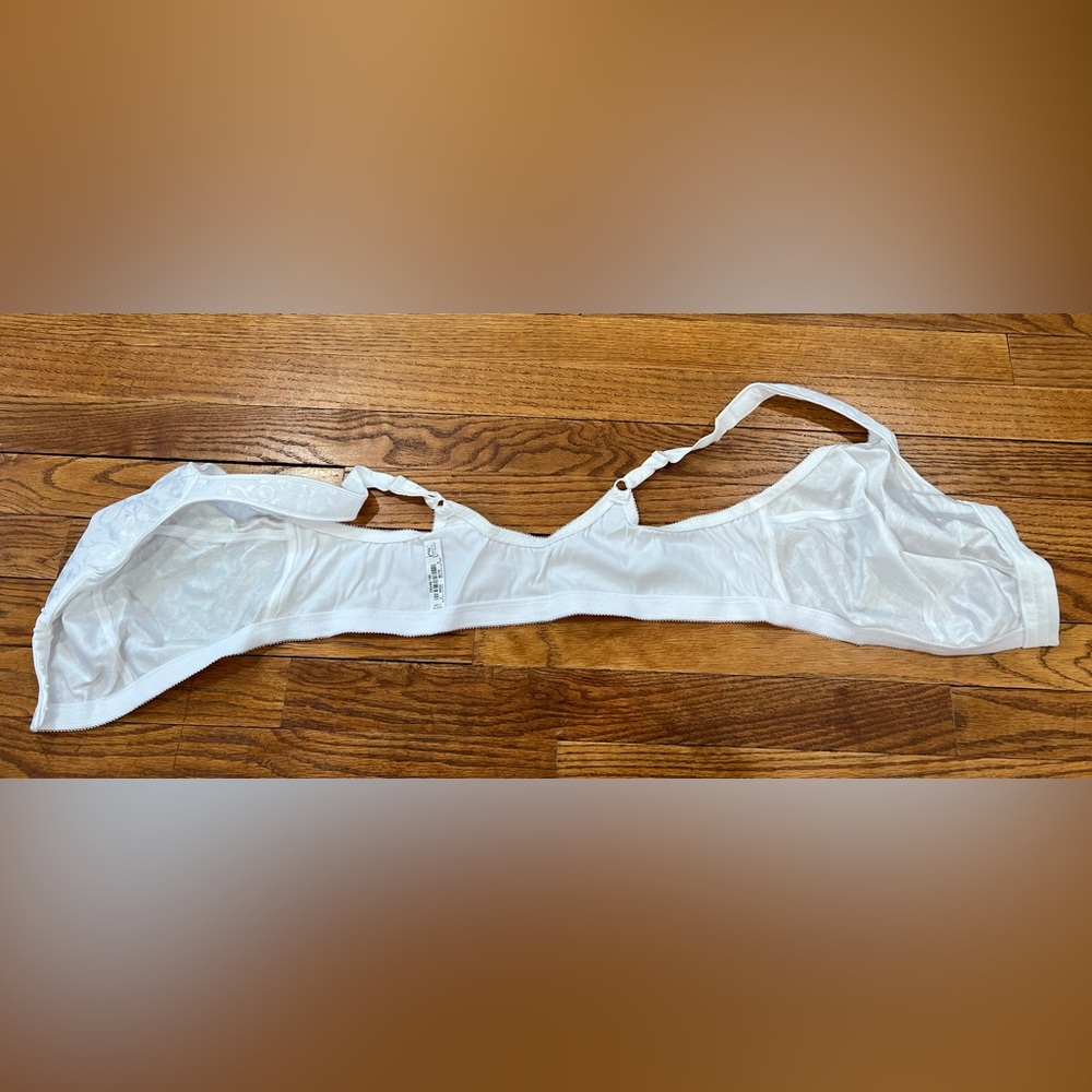Just My Size Hanes Front Closure Bra Size 48DD Easy-On White - Picture 8 of 8